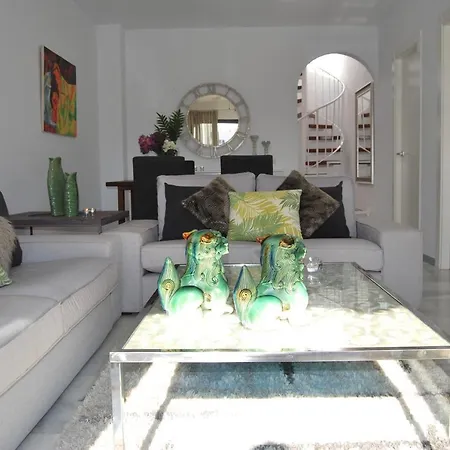 Ap010 - Alcazaba Atico Нерха